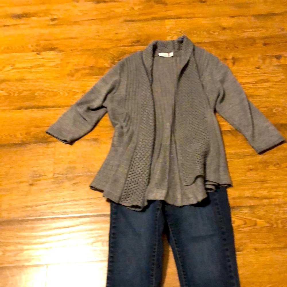 XL gray Kim Rogers sweater